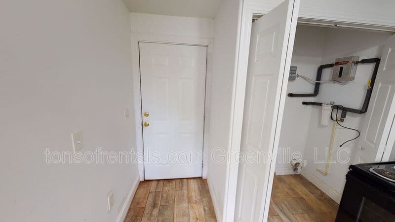 Greenville Condo: 5 G Daniel Ave