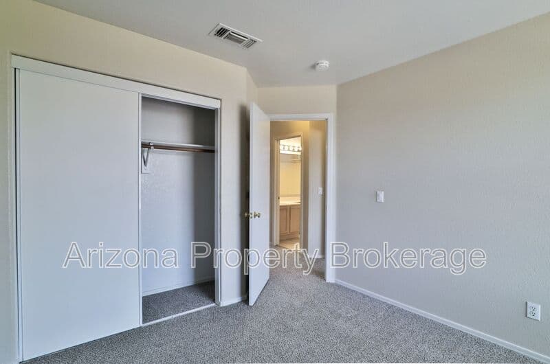 Glendale House: 3622 W. Wagoner Rd.