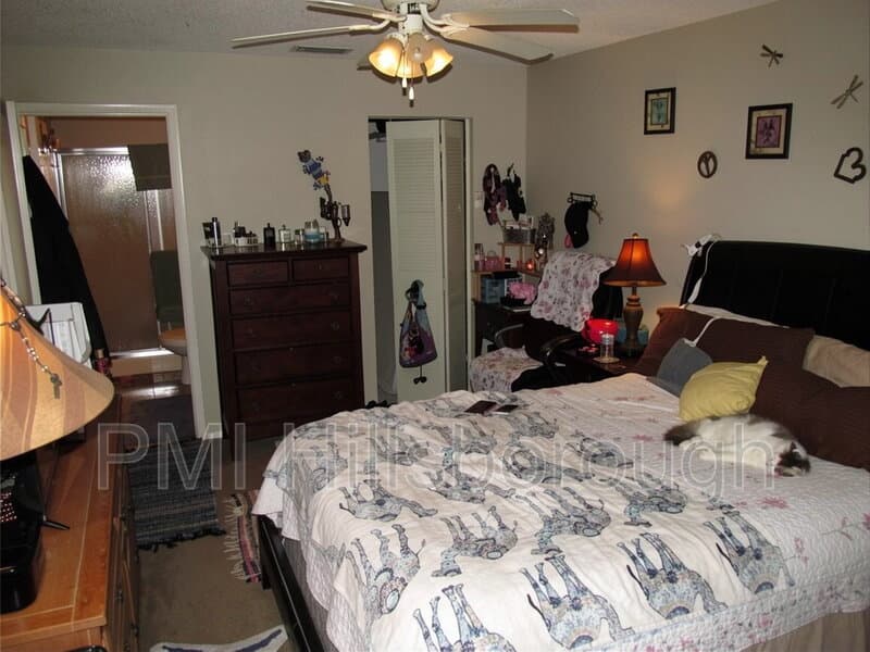 Brandon House: 914 Burlwood Street