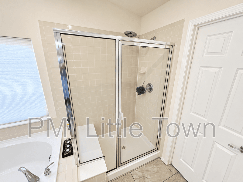 Aurora House: 24646 East Florida Avenue