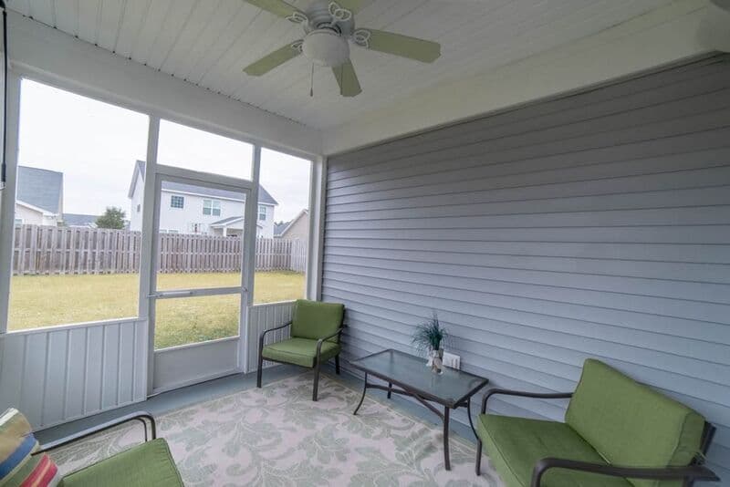 Pooler House: 341 Casey Dr
