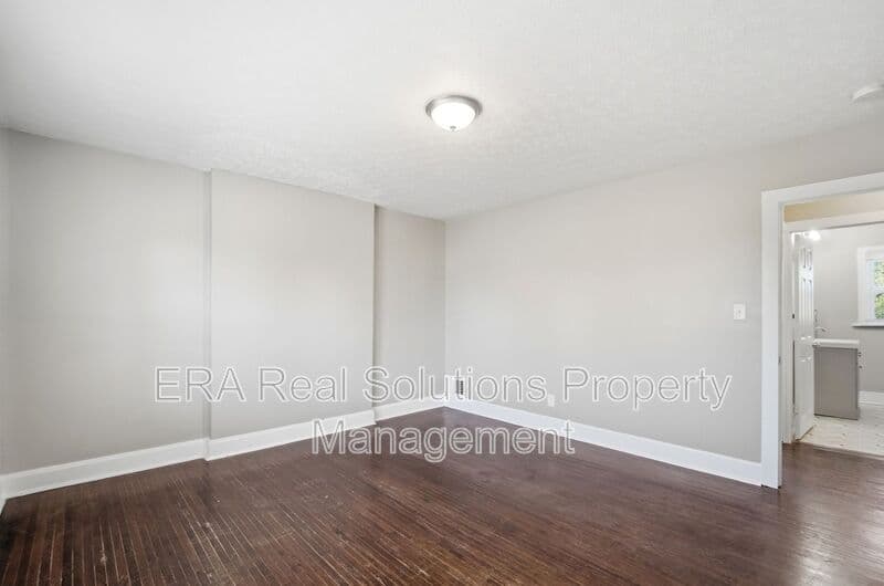Columbus Townhome: 428 Columbian Ave