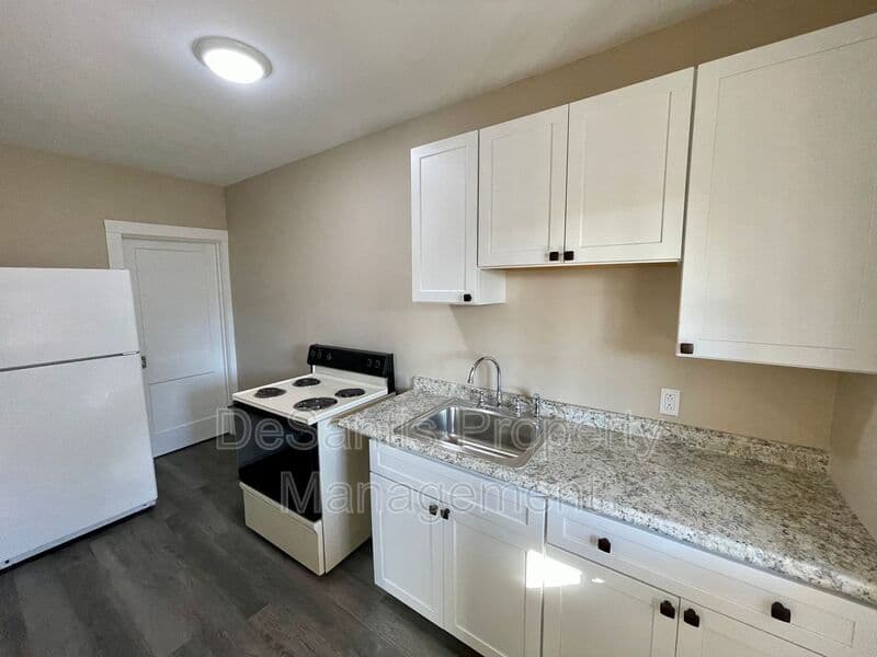 Brackenridge House: 724 East 7th Avenue