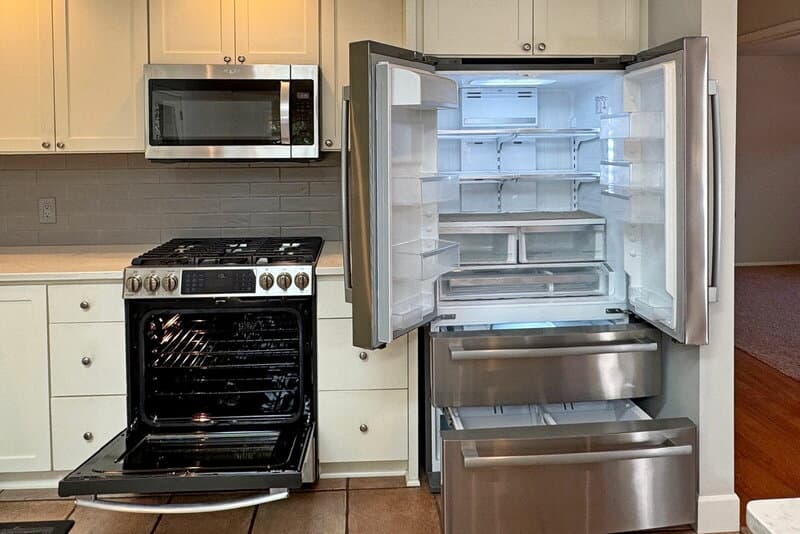 Kirkland House: 10632 NE 47th Pl