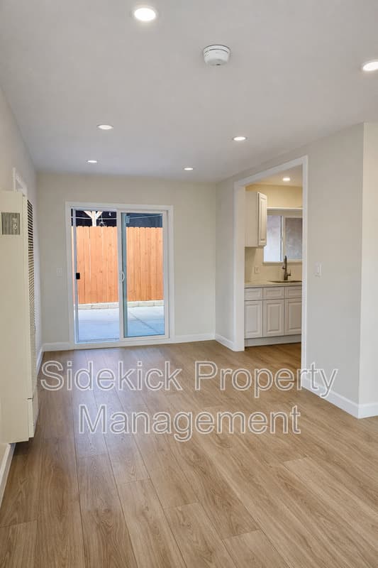 Los Angeles House: 5009 Wadena St