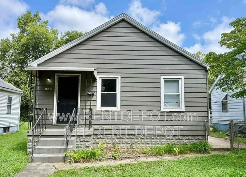Evansville House: 1040 Covert Ave