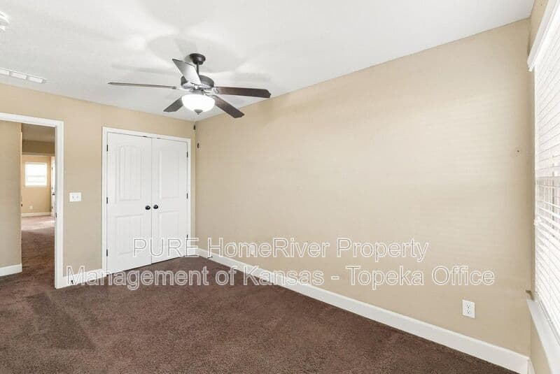 Kansas City House: 9426 N Lenox Ave