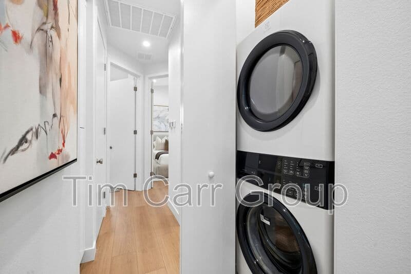 Costa Mesa Condo: 376 Hamilton Street