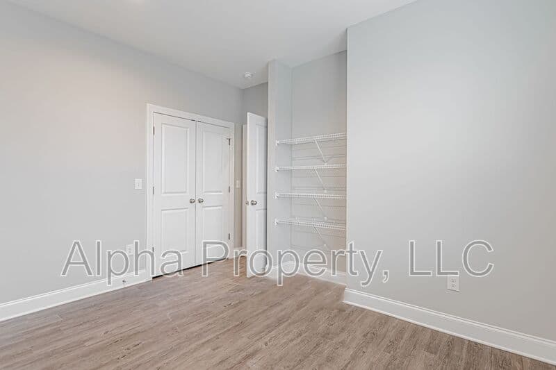 Travelers Rest House: 107 Hemlock Drive