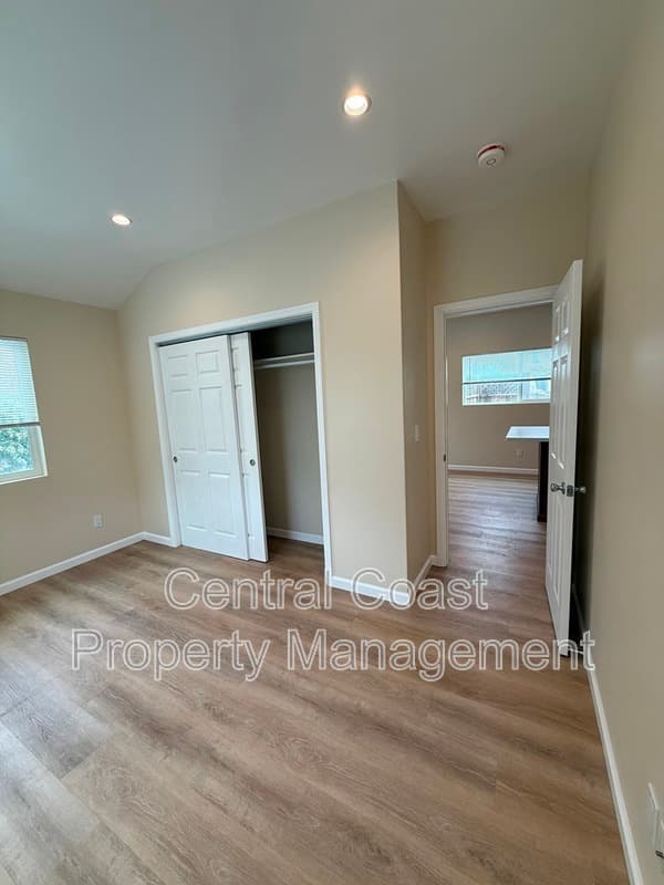 Marina House: 142 Peppertree Place