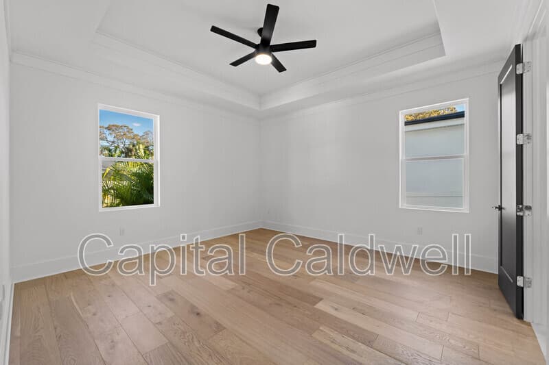 Sarasota House: 2345 Bahia Vista St