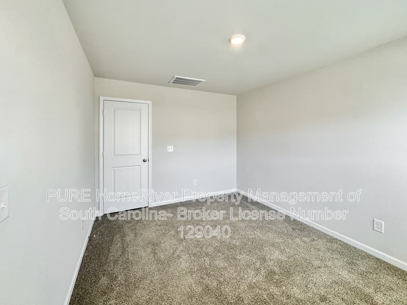 Columbia House: 1016 Tundra Teal Ln