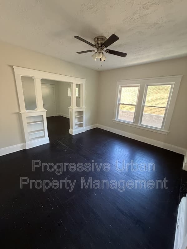 Cleveland Condo: 4609 Behrwald Avenue - Upstairs