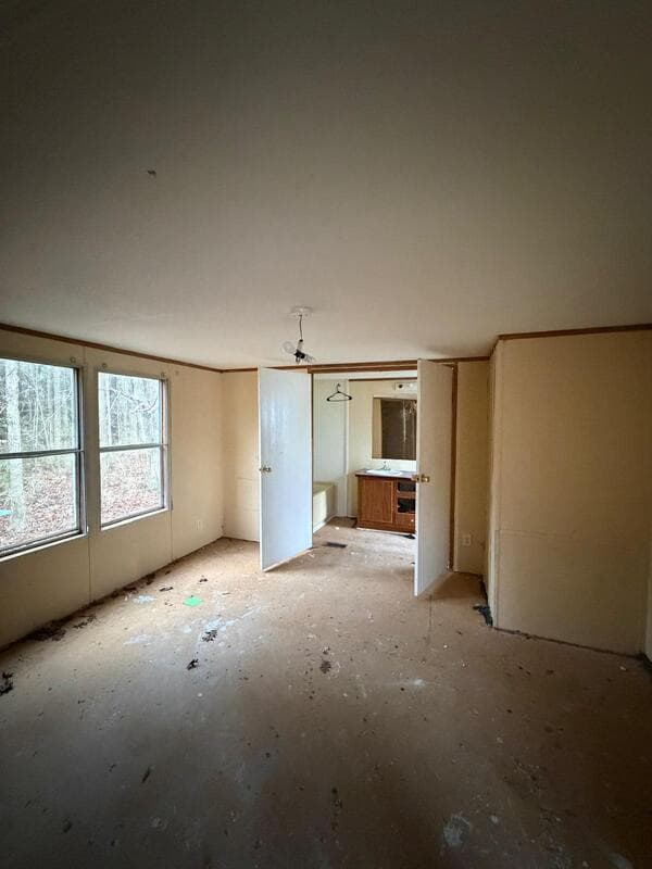 Fayetteville House: 2241 Cattail Cir