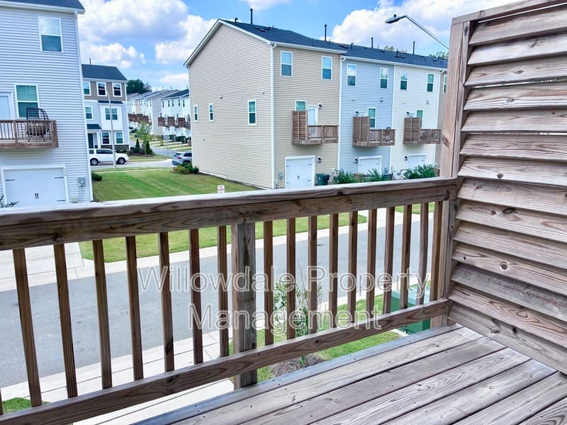 Raleigh Townhome: 158 Zealand Ct