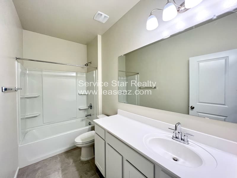 Casa Grande House: 1173 W Avalon Canyon Dr