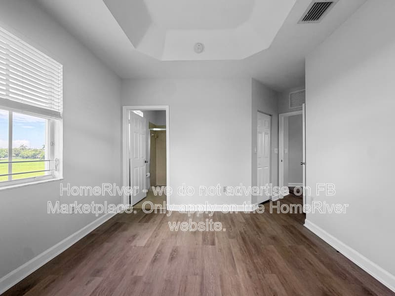 Homestead Townhome: 230 SE 29th Ave