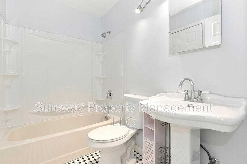 Monmouth Junction Condo: 4242 Bayberry Court
