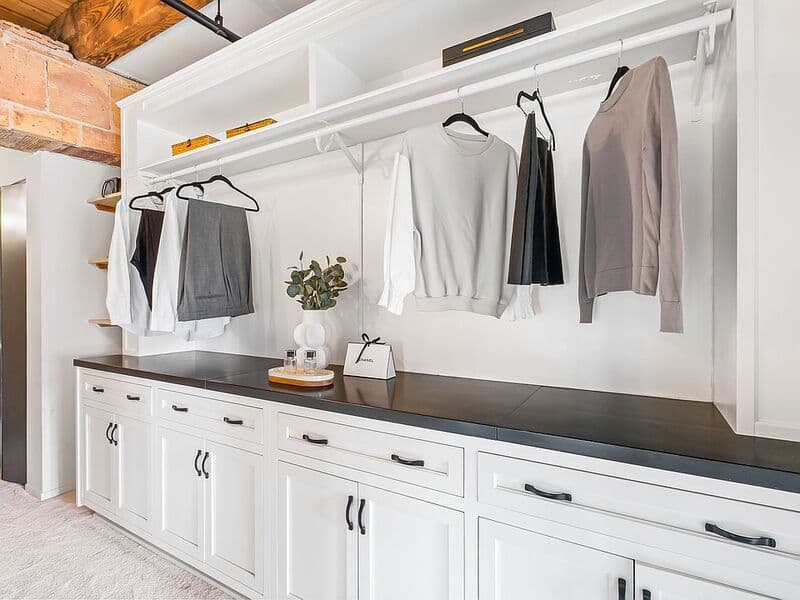 Chicago House: 50 E 26th St #8