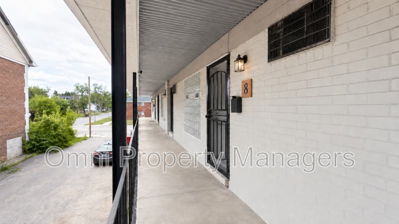 Detroit Condo: 11360 Wyoming Ave