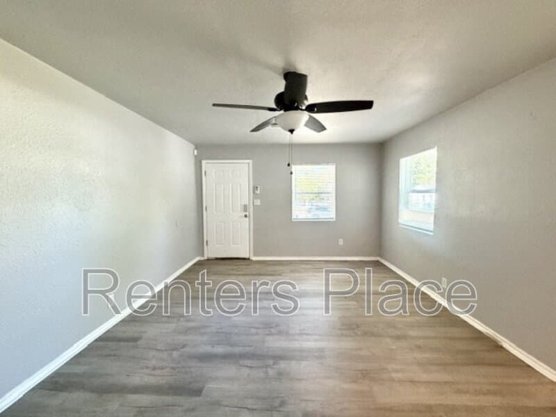 Tulsa House: 2129 N Quaker Ave.
