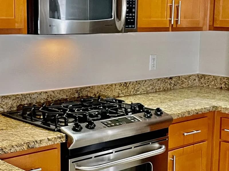 Oakland Condo: 423 7th St