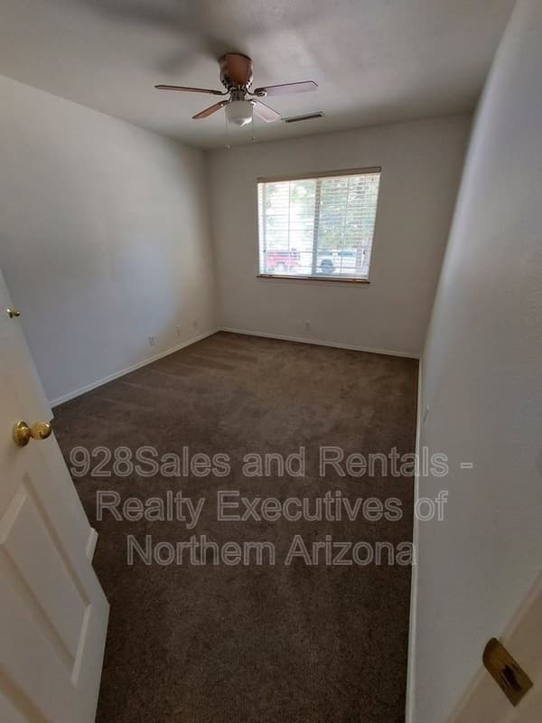 Flagstaff House: 4029 S Nicholas St