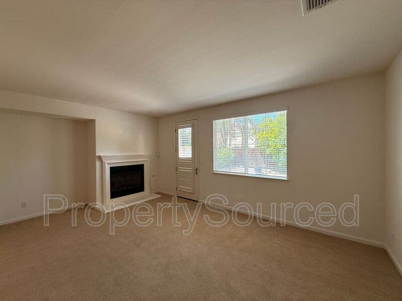 Tracy House: 2099 Frank Blondin Lane