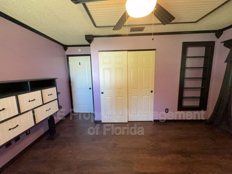 Ocklawaha House: 12300 SE 128th CT