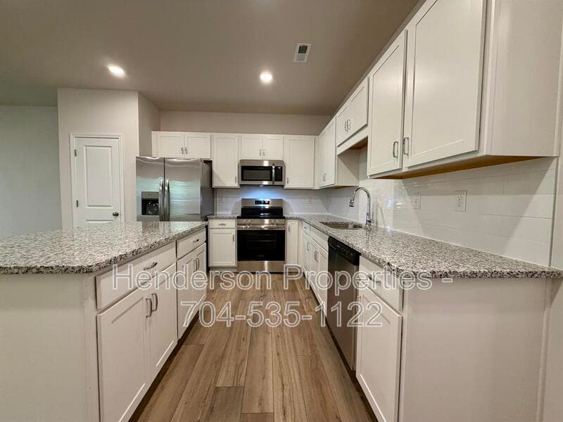 Charlotte Townhome: 5706 Ringneck Rd