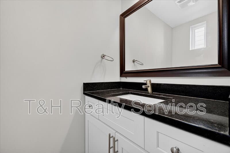 Indianapolis Condo: 415 North Walcott Street
