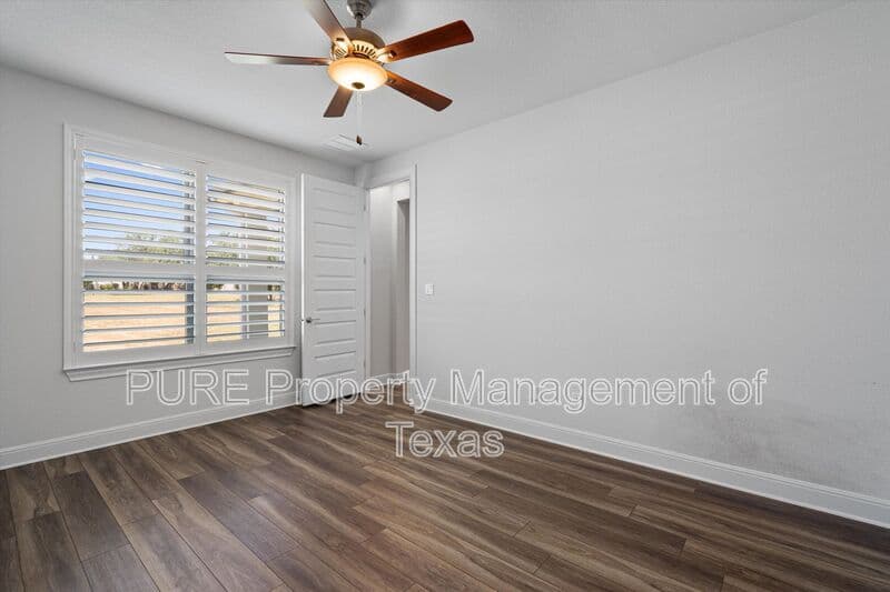 Georgetown House: 1138 Woodpark Lane