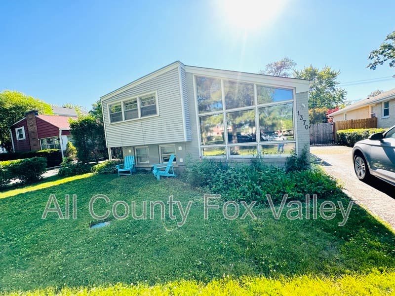 Highland Park House: 1370 Arbor Avenue