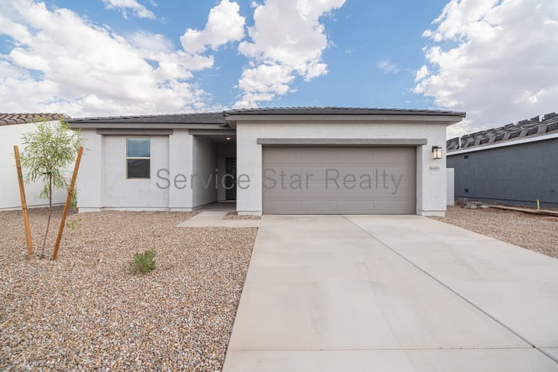 Maricopa House: 46888 W Cansados Rd