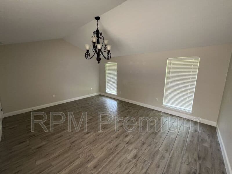 Baton Rouge House: 10444 Browning Dr.