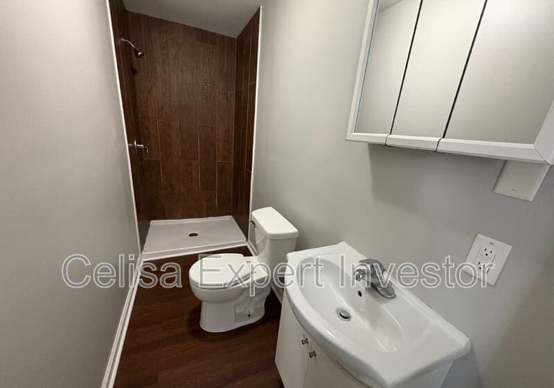 Fort Wayne House: 1132 Grant Ave