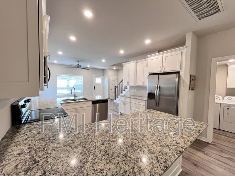Fayetteville Condo: 1452 W Sligo St