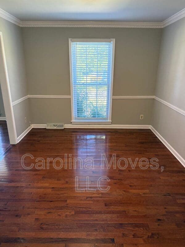 Greenville House: 4597 Coach Hill Drive