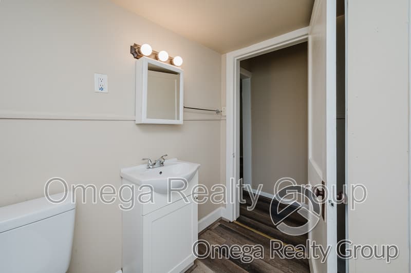 Mount Olive House: 2575 Mount Olive Rd
