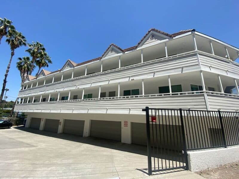 Sunland House: 8603 Fenwick Street
