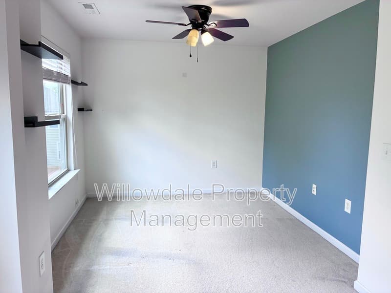 Apex House: 1209 Magnolia Row Trail