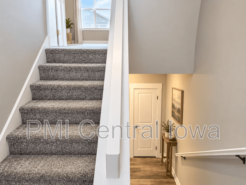 Grimes Townhome: 301 SE 11th St