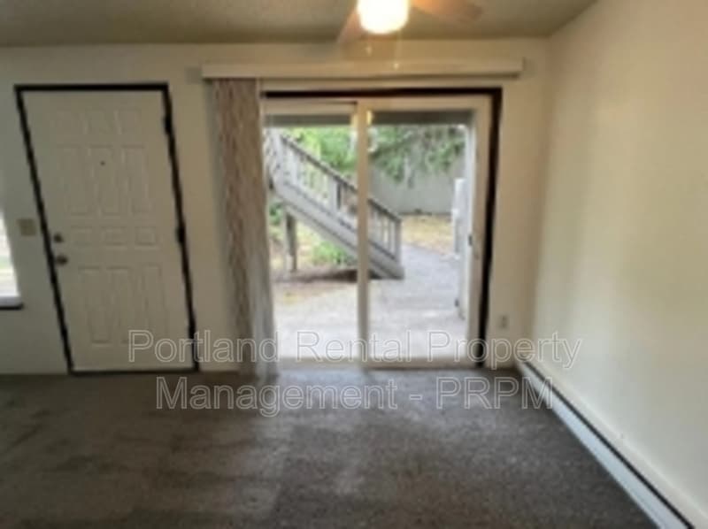 Portland Condo: 19109 Southeast Yamhill Street - B