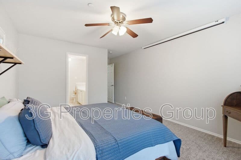 Lewisville House: 2925 St. Andrews Drive