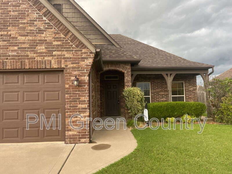 Tulsa House: 4713 S 181st East Ave