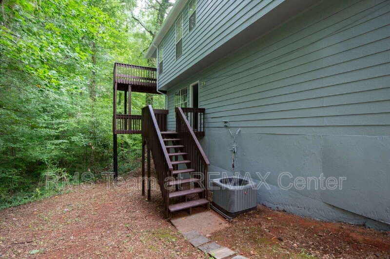 Decatur House: 2262 Cobb Creek Dr