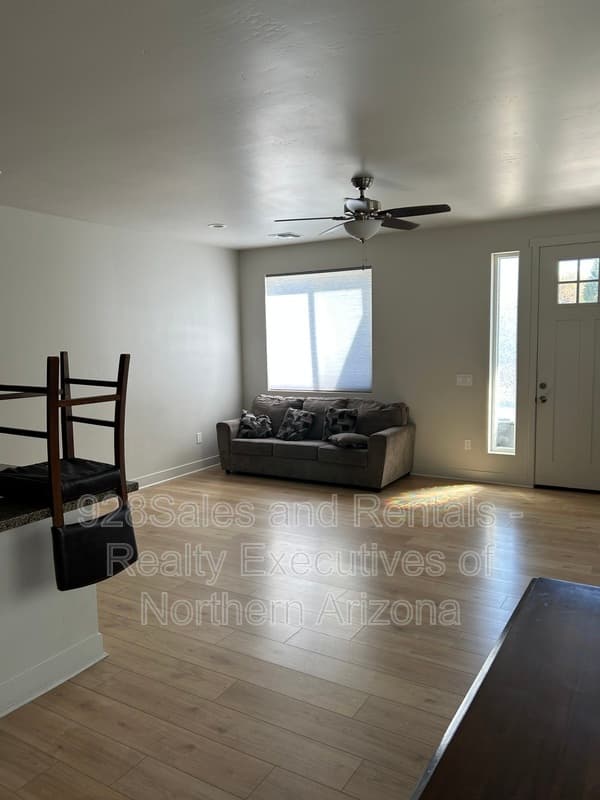 Flagstaff Townhome: 2107 N West St