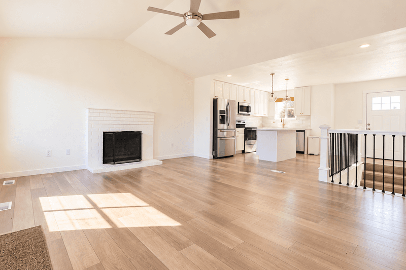 Aurora House: 4264 South Halifax Way