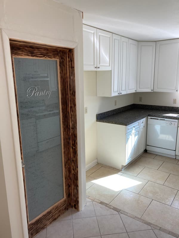 Jacksonville House: 7559 Proxima Rd