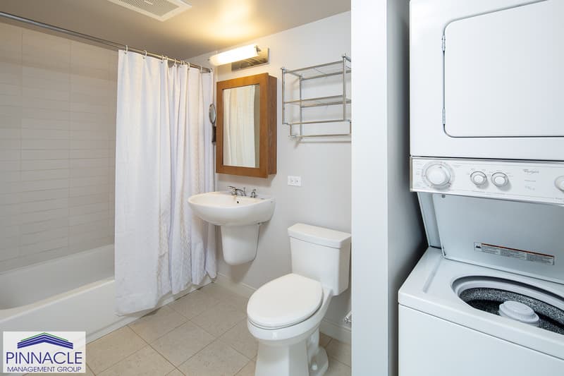 Honolulu Condo: 1009 Kapiolani Blvd #3504